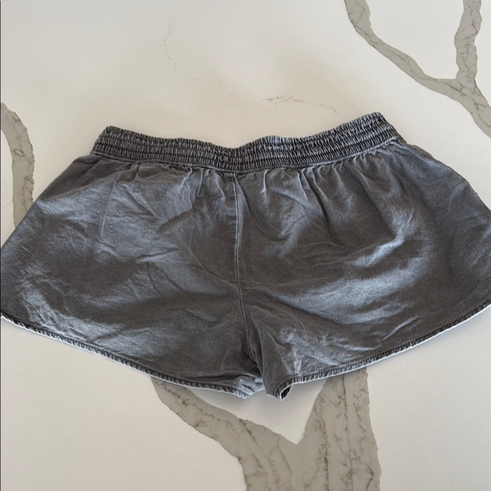 Hollister Gray Athletic Shorts Comfortable Fit - Picture 2 of 2